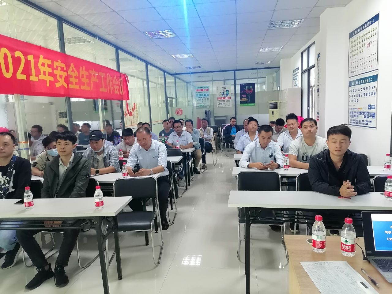 东莞宏天驾校 东莞宏天驾校